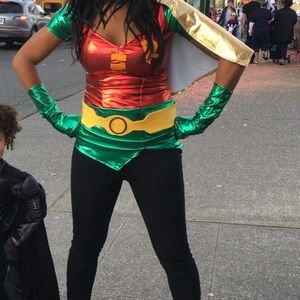 Robin Costume Size Small